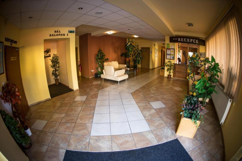 Hotel Na Jizni プルジェロフ エクステリア 写真