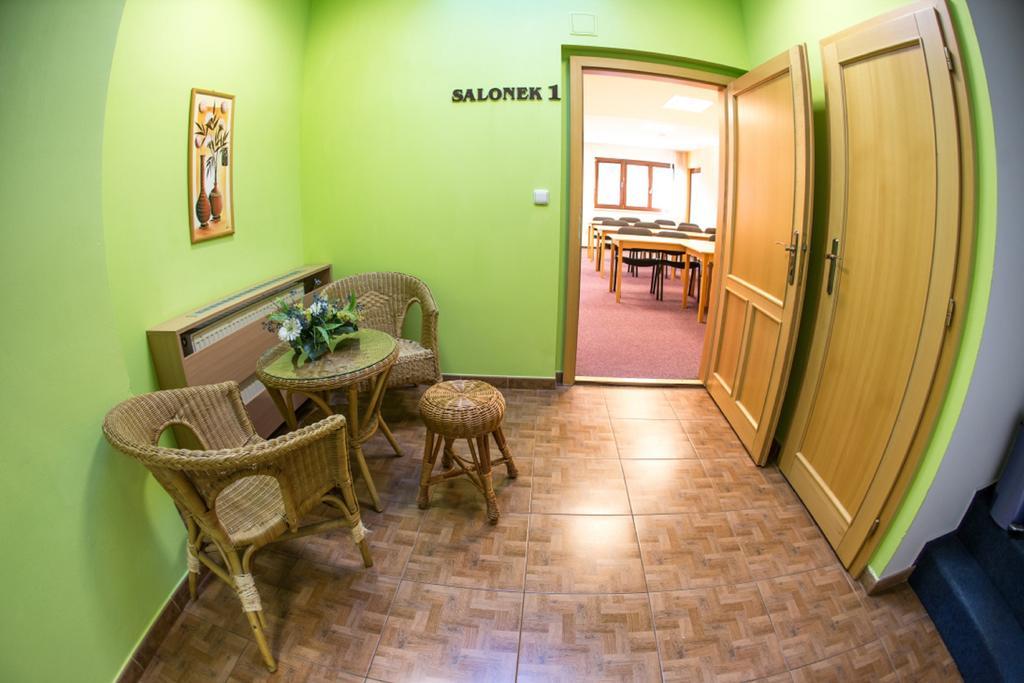 Hotel Na Jizni プルジェロフ エクステリア 写真